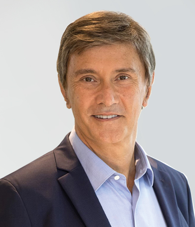 Francois Dossa Headshot