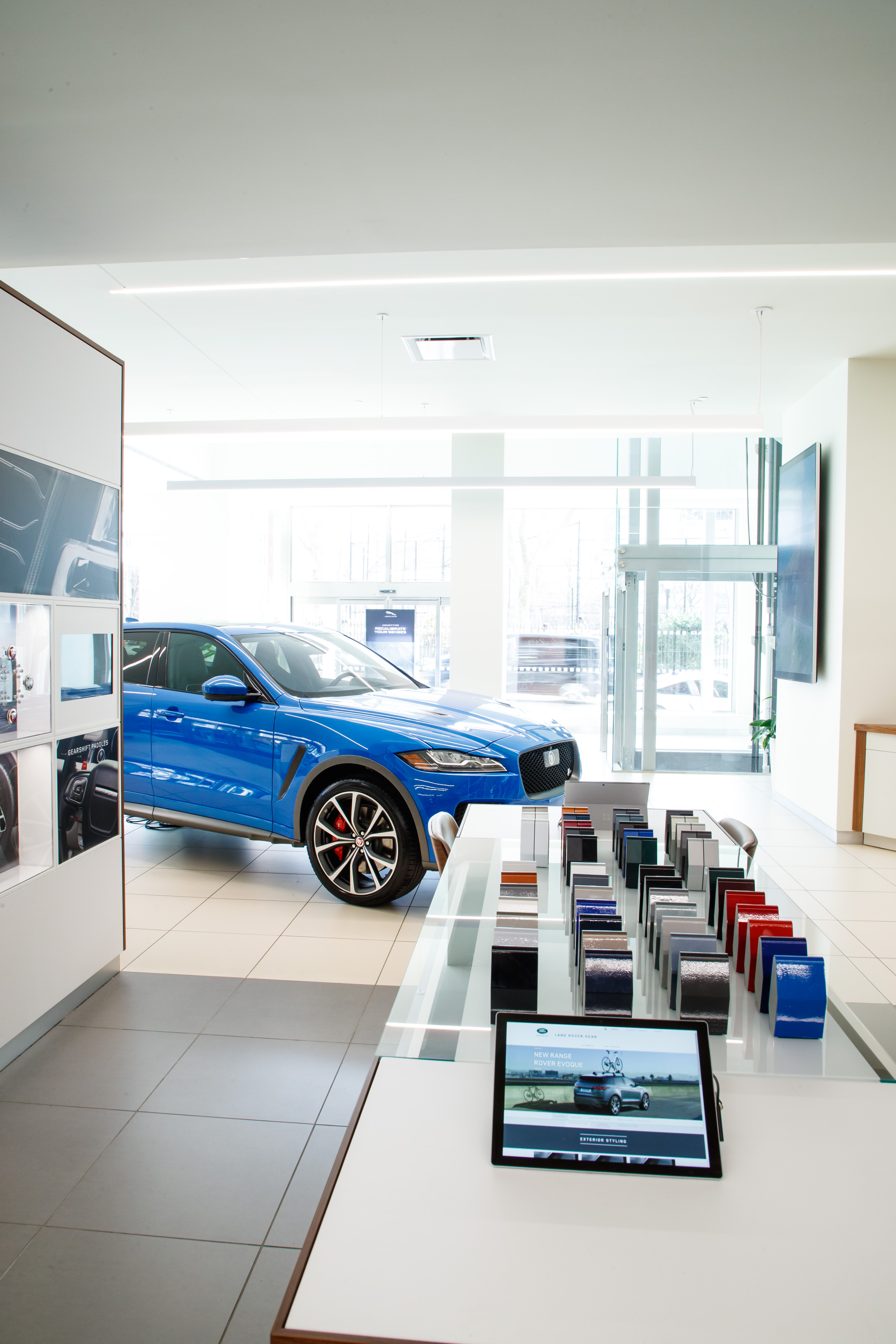 JAGUAR LAND ROVER OFFERS SNEAK PEEK OF NEW VEHICLES AHEAD OF NEW YORK