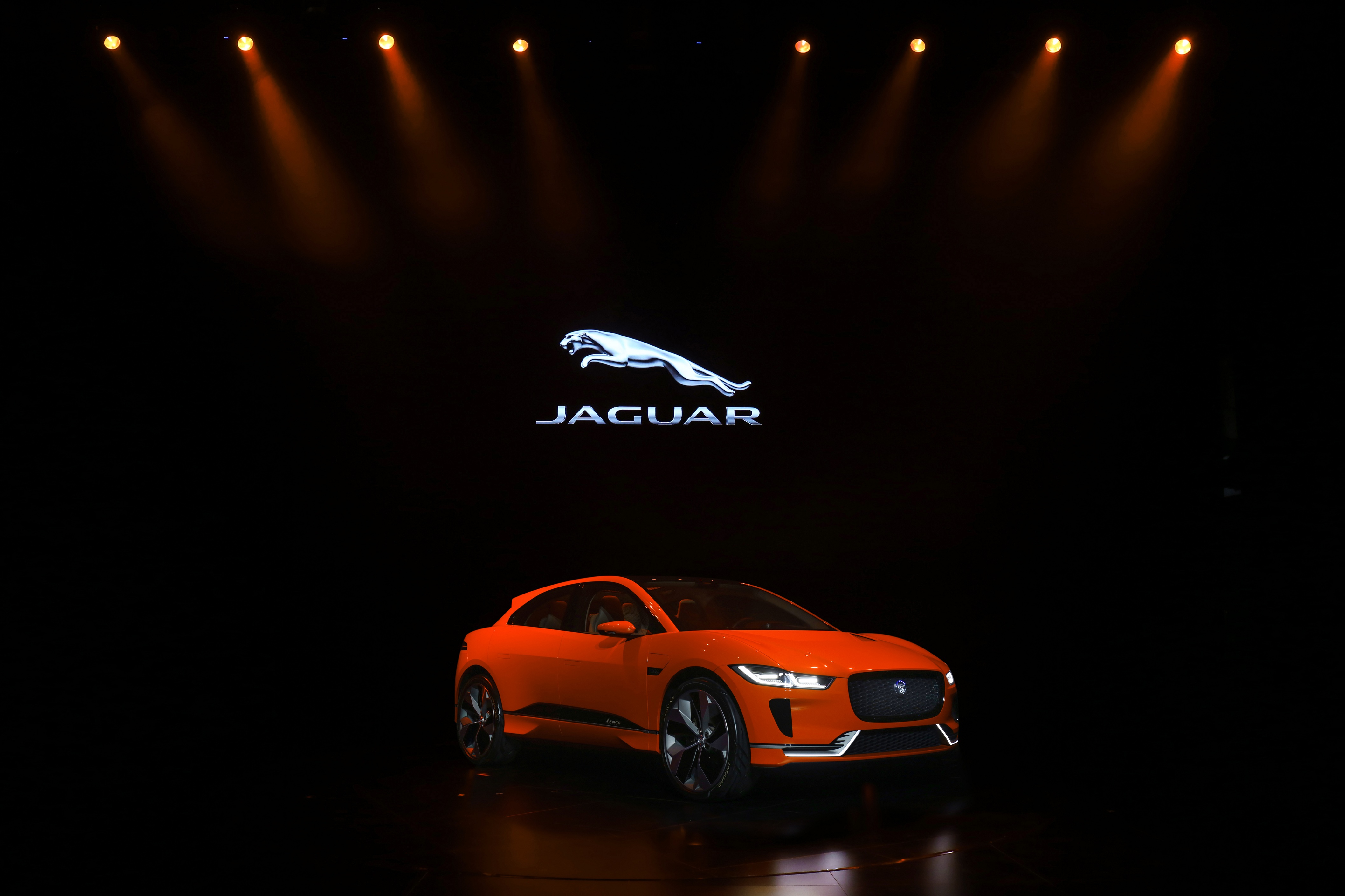 超越想象 直指未来路虎全新揽胜星脉与捷豹纯电动跑车型suv I Pace概念车品鉴会 Jlr Corporate Homepage International