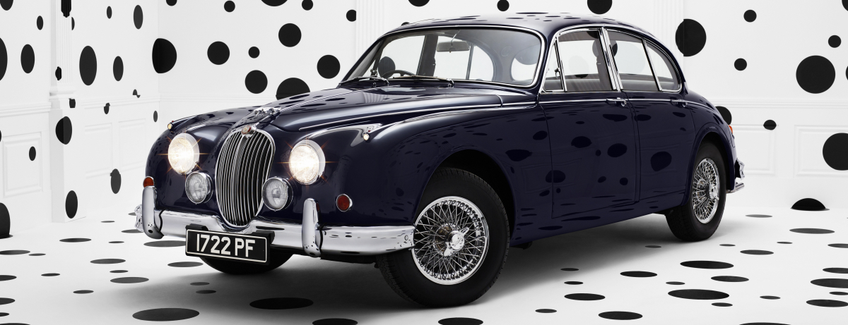 Jaguar Celebrates 60th Anniversary Of Legendary Mk 2 Sports Saloon With Unique Rankin Photograph Jaguar Homepage International