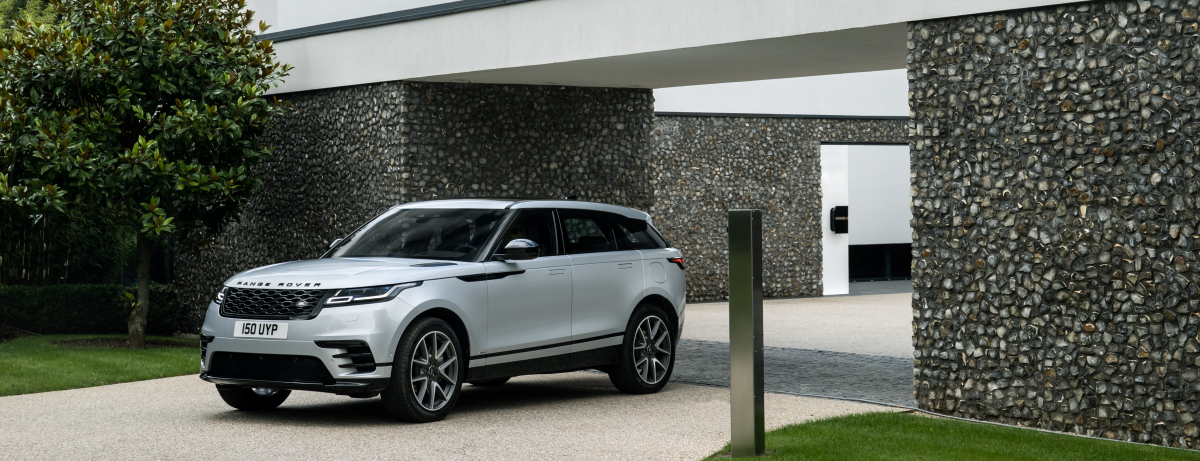Range Rover Velar Electrifies With Plug In Hybrid And State Of The Art Infotainment Land Rover International Homepage