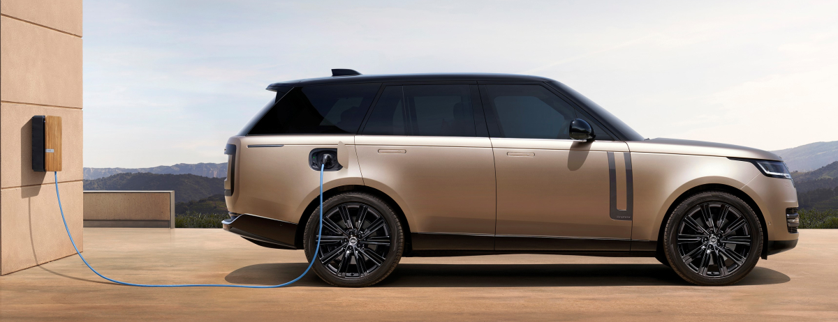 RR_22MY_06_Exterior_PHEV_261021_018
