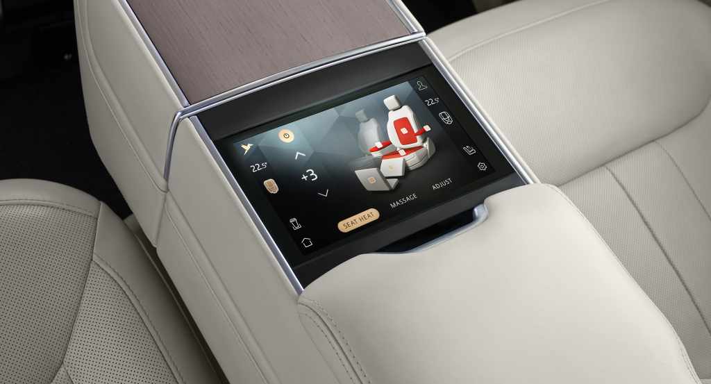 INTRODUCING THE NEW RANGE ROVER: SEAMLESSLY CONNECTED CONVENIENCE AND ...