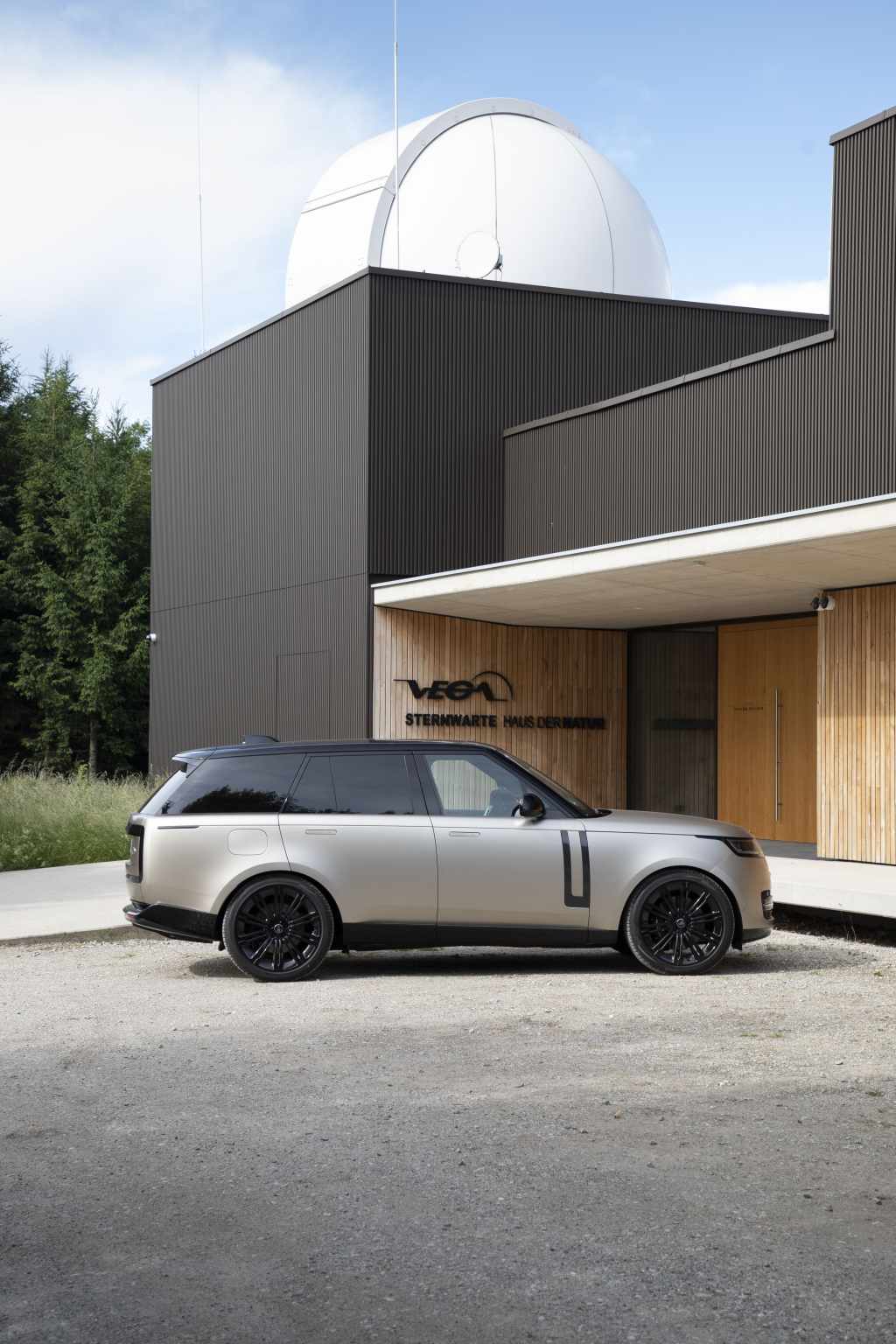 Der neue Range Rover Sunset Gold/First Edition P530 Land Rover