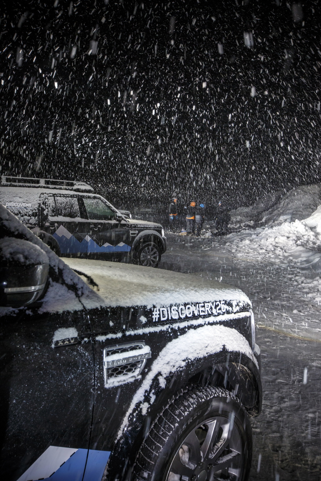 Land Rover Ambassador Sir Ranulph Fiennes and Bear Grylls Crown Next ...