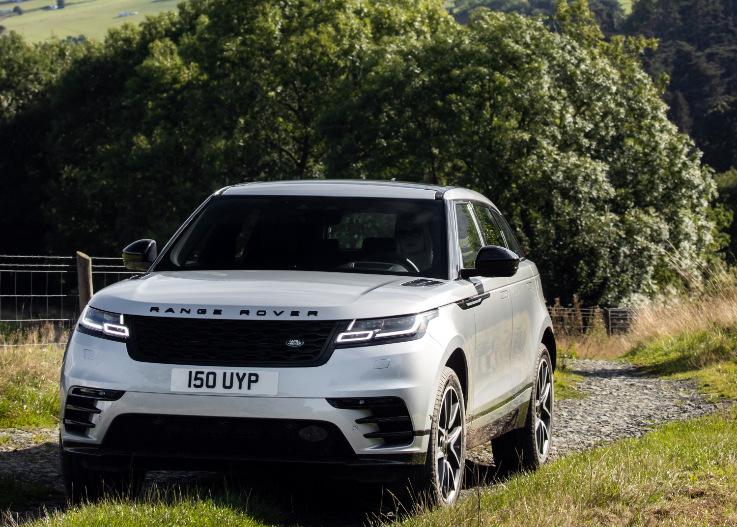 LOCATION - RANGE ROVER VELAR
