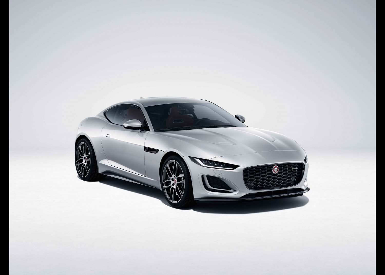 JAGUAR F-TYPE P300 R-DYNAMIC BLACK CONVERTIBLE