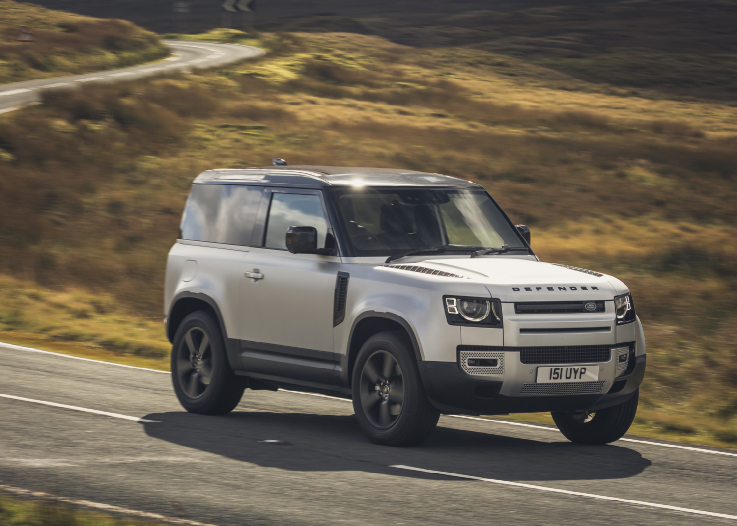 LAND ROVER DEFENDER 90 P300