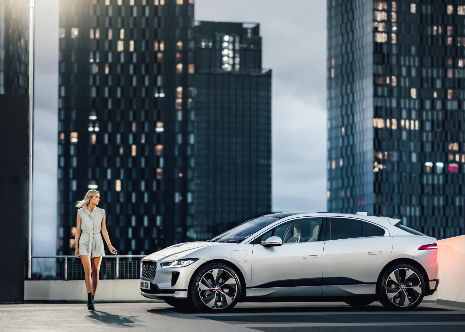 22MY I-PACE – INDUS SILVER