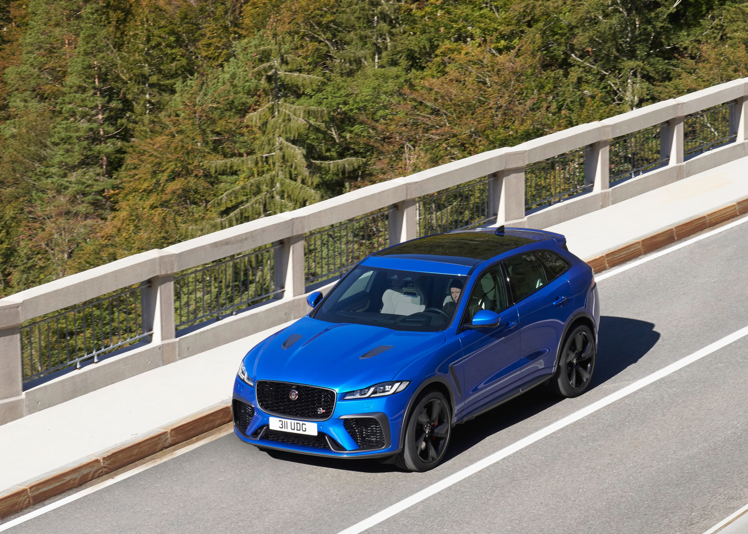 NEW JAGUAR F-PACE SVR