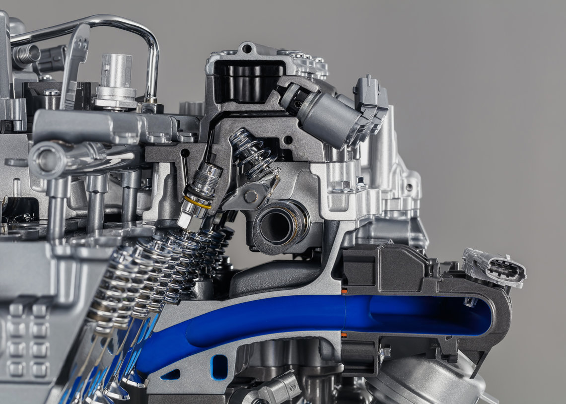 THE NEW JAGUAR F-TYPE FOUR-CYLINDER