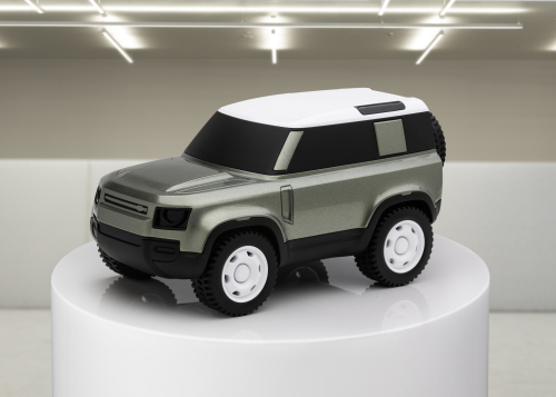 OWN AN ICON: NEW LIMITED-EDITION LAND ROVER DEFENDER DESIGN MODEL