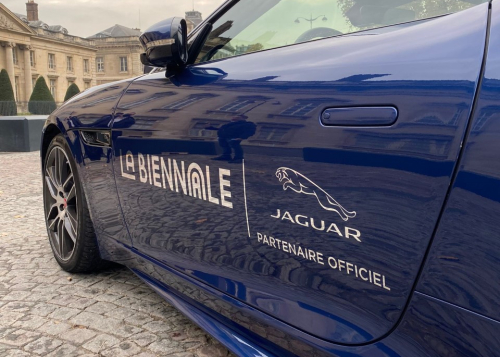 Jaguar Land Rover France aux premières loges de la Biennale 2021, l’évènement dédié à l’art et aux antiquités