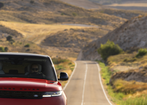 New Range Rover Sport P530 | Land Rover Media Newsroom