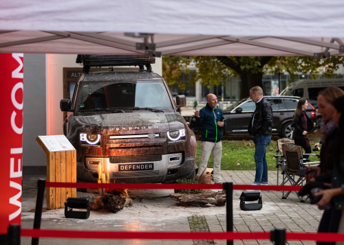 Land Rover und die European Outdoor Film Tour ehren die inspirierendsten Abenteurer:innen unserer Zeit