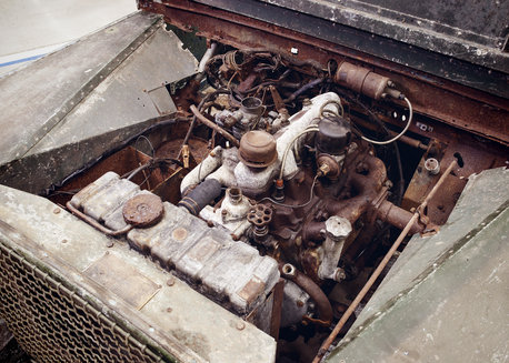 Land Rover Celebrates 70th Anniversary with Special Restoration