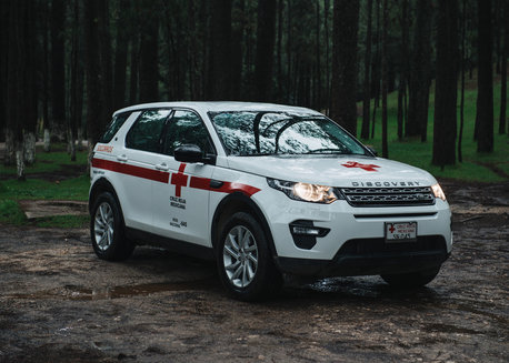 Land Rover supports Red Cross disaster projects worldwide