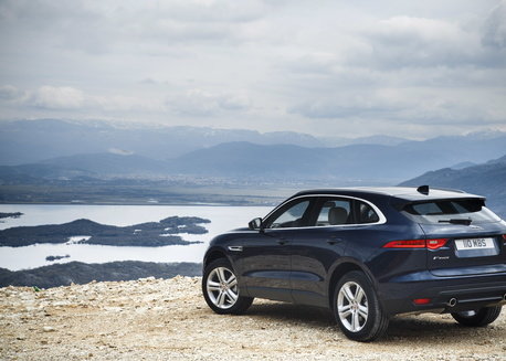 Jaguar F-Pace