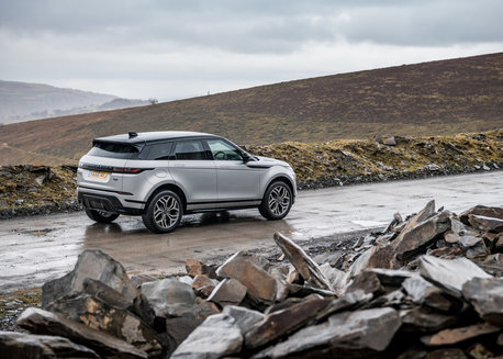 Jaguar Land Rover drive forward with UK sales growth