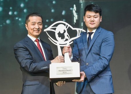 Jaguar Land Rover Triumphs at “China Car of the Year” Awards