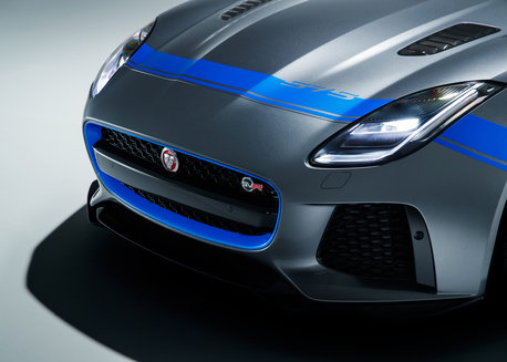 NEW GRAPHIC PACK ADDS VISUAL MUSCLE TO 575PS JAGUAR F-TYPE SVR SUPERCAR